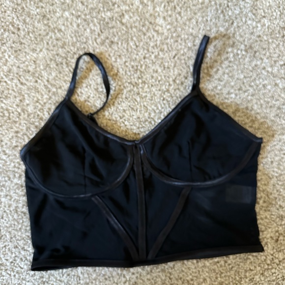 Papaya Tops - Mesh top black